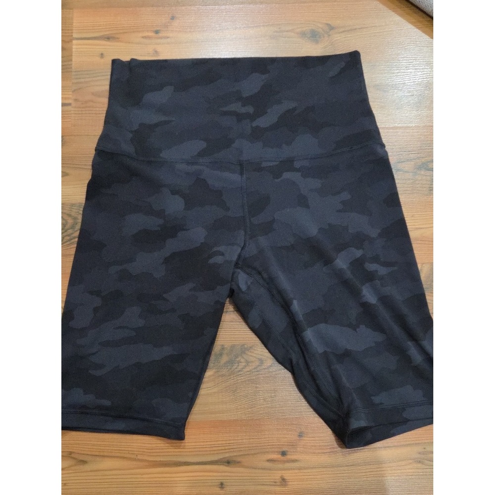 Lululemon Align Super High Rise Short 10 Heritage 365 Camo Deep Coal Stretch - Picture 3 of 5